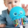 Baby Einstein Ocean Glow Sensory Shaker™ Zenélő és Világító Készségfejlesztő Játék Újszülött Kortól