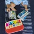 Baby Einstein Cal’s First Melodies Magic Touch Fa Zenélő Zongora - HAPE 6 Hónapos Kortól - Érintésérzékeny, Fejlesztő Baba Hangszer