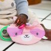 Ingenuity Crinklet™ Mosómedve Deni Érzékszervi Játék C-Gyűrűn Újszülött Kortól - BPA-Mentes, Szatén Szalagokkal