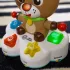 Baby Einstein Drum & Learn Dean Zenélő Fejlesztő Baba Játék - Interaktív Dob Fényekkel és Hangokkal, 6 Hónapos Kortól