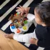 Baby Einstein Drum & Learn Dean Zenélő Fejlesztő Baba Játék - Interaktív Dob Fényekkel és Hangokkal, 6 Hónapos Kortól