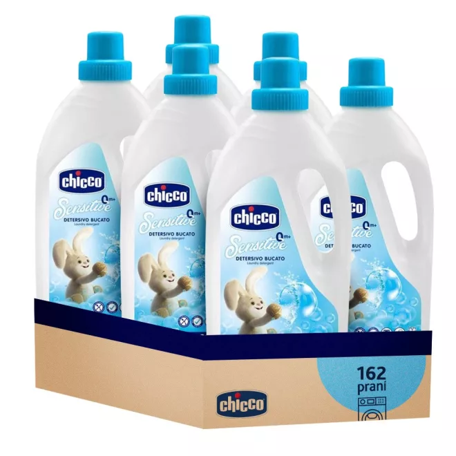 Chicco Kímélő Mosószer Gyerekeknek Sensitive 6x1.5 Liter (6x27 mosás) - Érzékeny Bőrre, Kíméletes és Hatékony Tisztítás