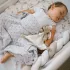 BabyOno Puha Cumitartó Fogantyúval illy Kutyu - Ölelhető Plüss Cumilánc Tartó Újszülött Kortól