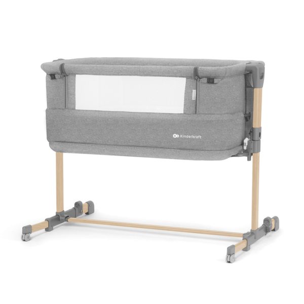 Kinderkraft Neste Grow Állítható Magasságú Babaágy Light Grey Full Wood - Melléhelyezhető Kiságy Újszülötteknek, Lélegző Hálófallal és Fa Vázas Kivitelben