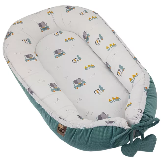 EKO Cars Pamut Velvet Babafészek 90x60cm - Puha Autós Mintás Pihenőfészek Babáknak