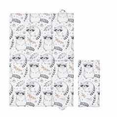   CEBA BABY Pelenkázó Alátét Utazáshoz Mosómedve Mintával 40x60cm - Összecsukható, Ftalátmentes és Könnyen Tisztítható