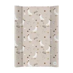 Ceba Baby Basic Crazy Ducks 2-oldalas Merev Pelenkázó Alátét Deszkával 50x70cm – Könnyen Tisztítható Kialakítással