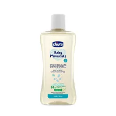   Chicco Baby Moments Kímélő Sampon Hajra és Testre 200ml - 92% Természetes Összetevőkkel, Gyengéd Tisztítás Érzékeny Bababőrre, Újszülött Kortól