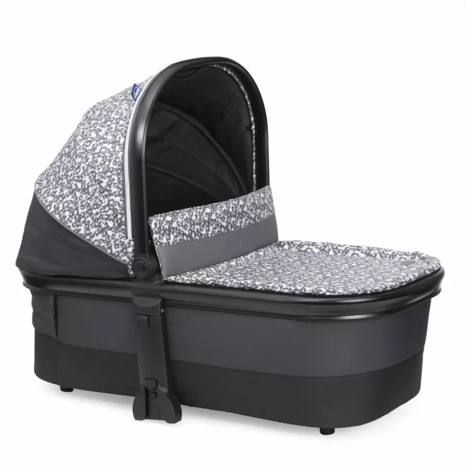 Chicco Mysa Babakocsi Alsó Kosár Charming Grey - Tágas, Strapabíró és Könnyen Rögzíthető Tároló