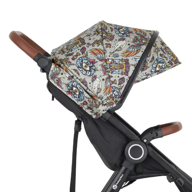 Petite & Mars Napfénytető és Övvédő Street+ Limited 100 Wonderland - Egyedi Dizájnú UV-védelem és Kényelmes Övvédő Babakocsikhoz