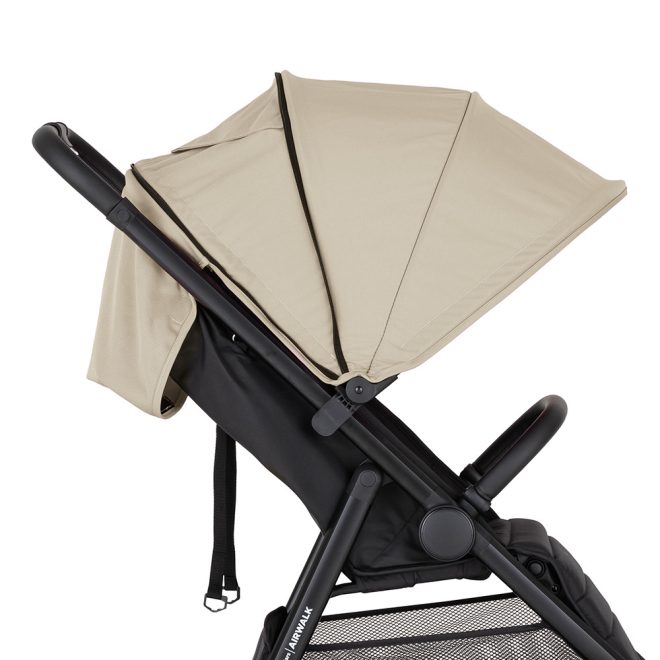 Petite & Mars Napfénytető és Övvédő Airwalk Sahara Beige - Kényelmes, UV-védő és Légáteresztő Babakocsi Kiegészítő