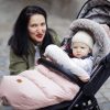 Petite & Mars Bundazsák Comfy 4in1 Rose Petal - Meleg, Sokoldalú és Kényelmes Bundazsák Babakocsikhoz Hideg Időben
