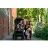 Easywalker Zoey Go Pure Black Kombinált Babakocsi – 22kg-ig, UPF50+ Kupolával és Összecsukható Mózeskosárral