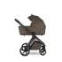 Easywalker Zoey Go Chestnut Brown Kombinált Babakocsi – 22kg-ig, UPF50+ Kupolával és Összecsukható Mózeskosárral