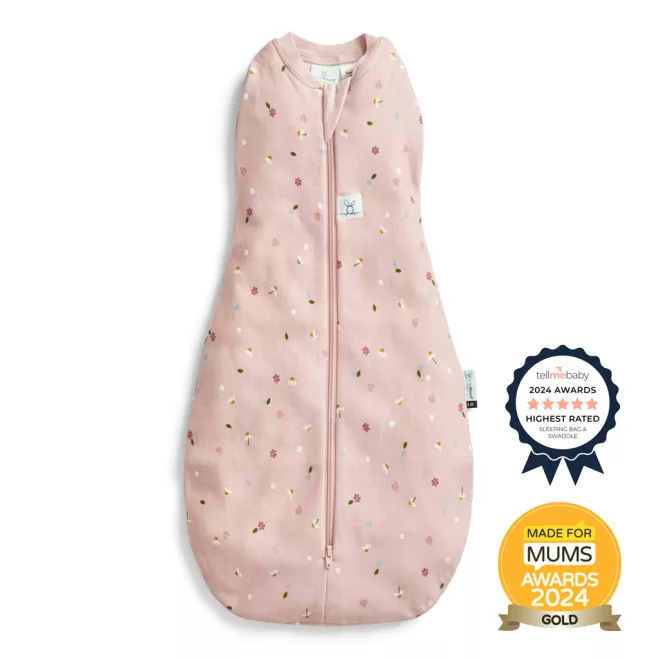 Ergopouch 2 az 1-ben Pólya és Alvózsák Cocoon Daisies 6-12 Hónap 8-10Kg 0.2 TOG - Kényelmes Baba Alváshoz Puha Mindennapi Használatra